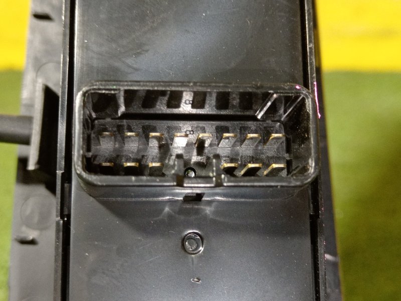 Блок управления стеклоподъемниками, 400 рублей, Красноярск