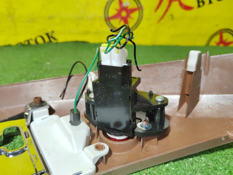 Консоль КПП, 300 рублей, Красноярск