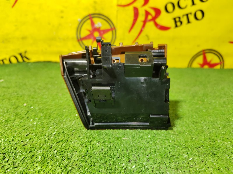 пластиковые детали салона, 350 рублей, Красноярск