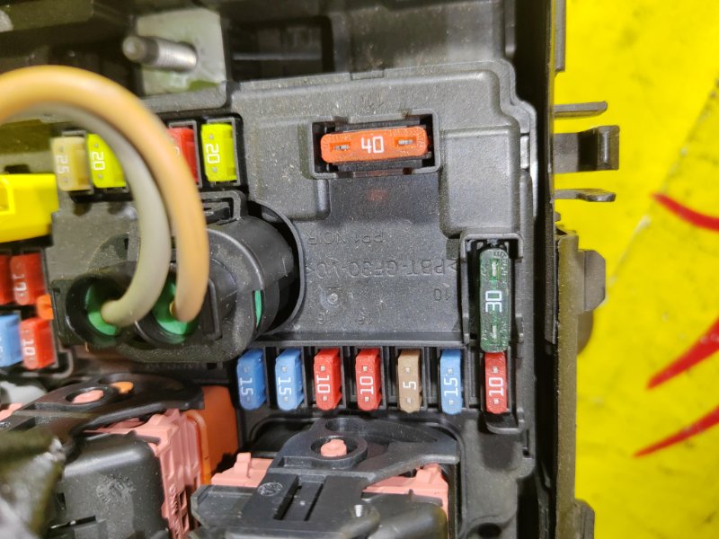 Блок предохранителей, 5000 рублей, Красноярск