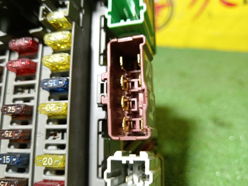 Блок предохранителей, 500 рублей, Красноярск