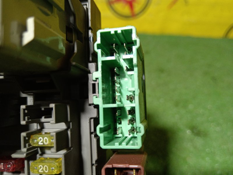 Блок предохранителей, 500 рублей, Красноярск