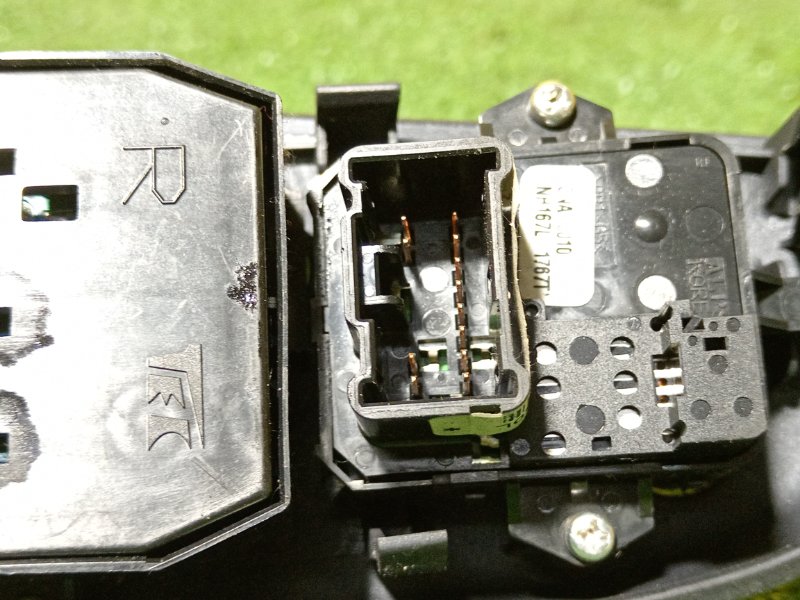 Блок управления стеклоподъемниками, 500 рублей, Красноярск