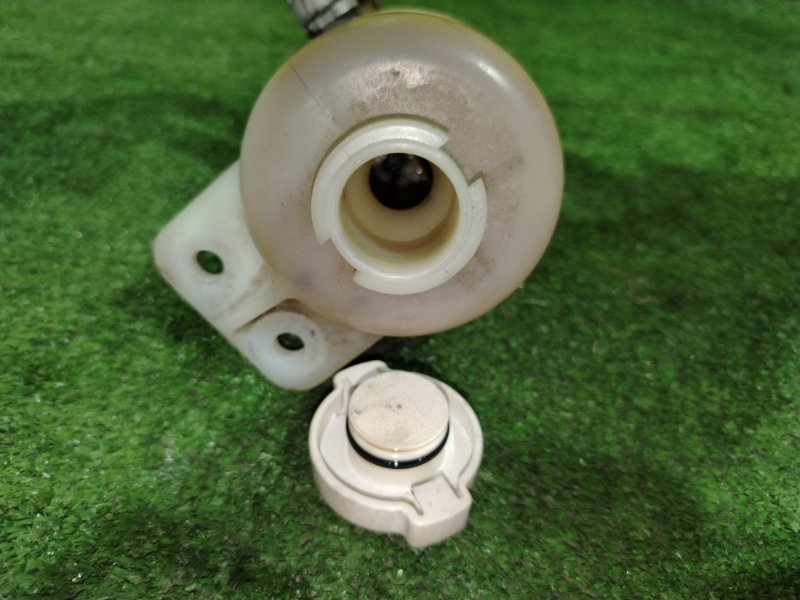 бачок гидроусилителя, 200 рублей, Красноярск