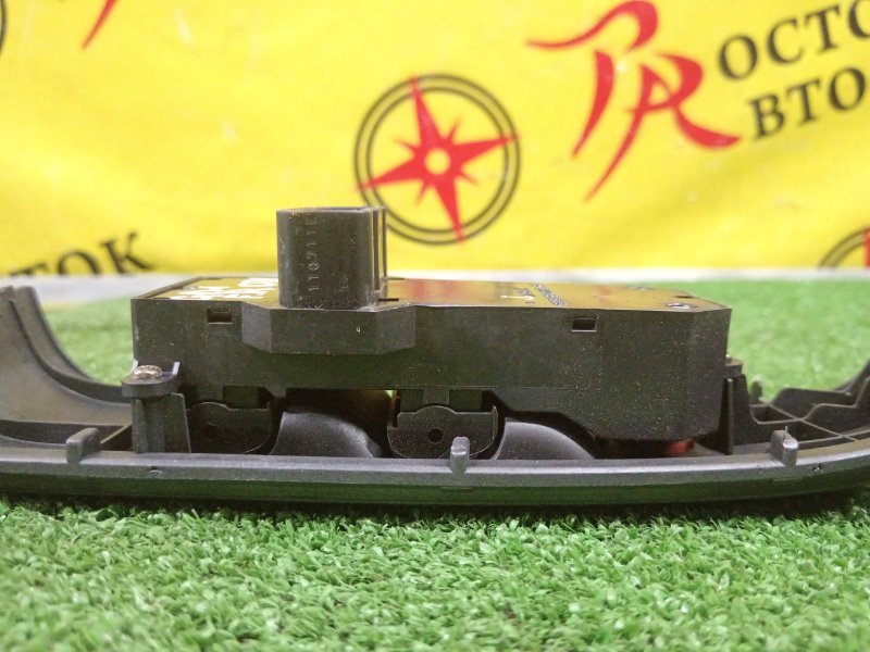 Блок управления стеклоподъемниками, 2000 рублей, Красноярск