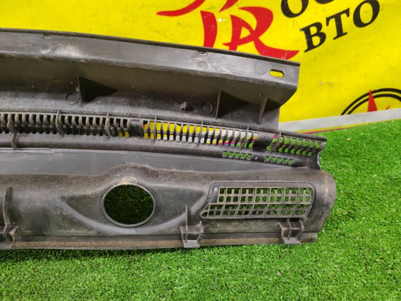 Решетка под лобовое стекло, 300 рублей, Красноярск