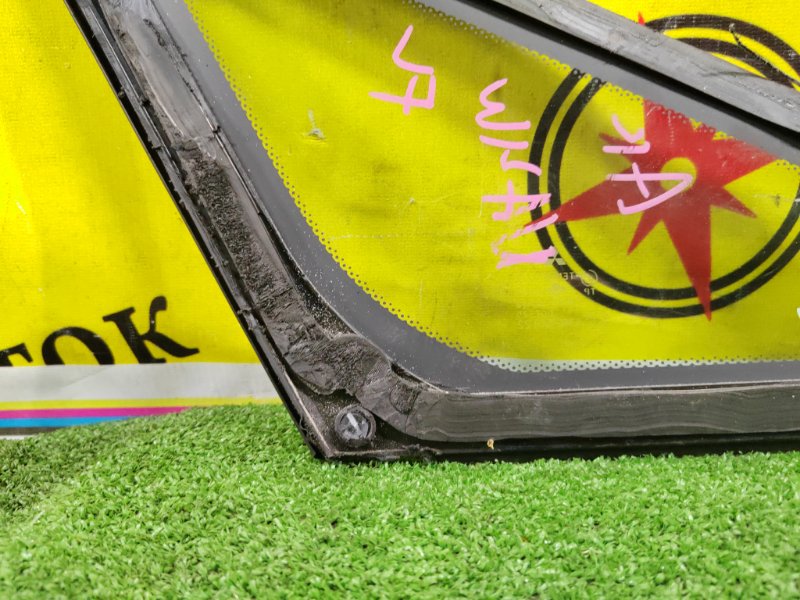 стекло боковое, 7500 рублей, Красноярск