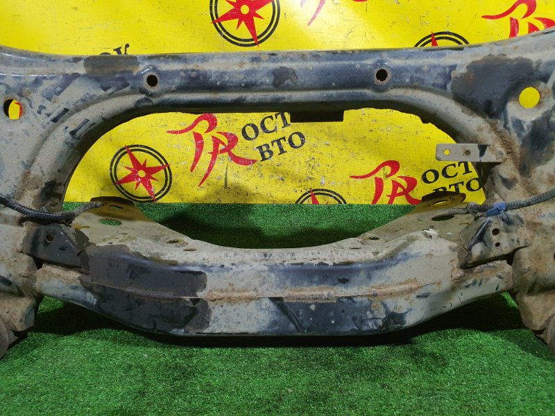 балка поперечная, 2000 рублей, Красноярск