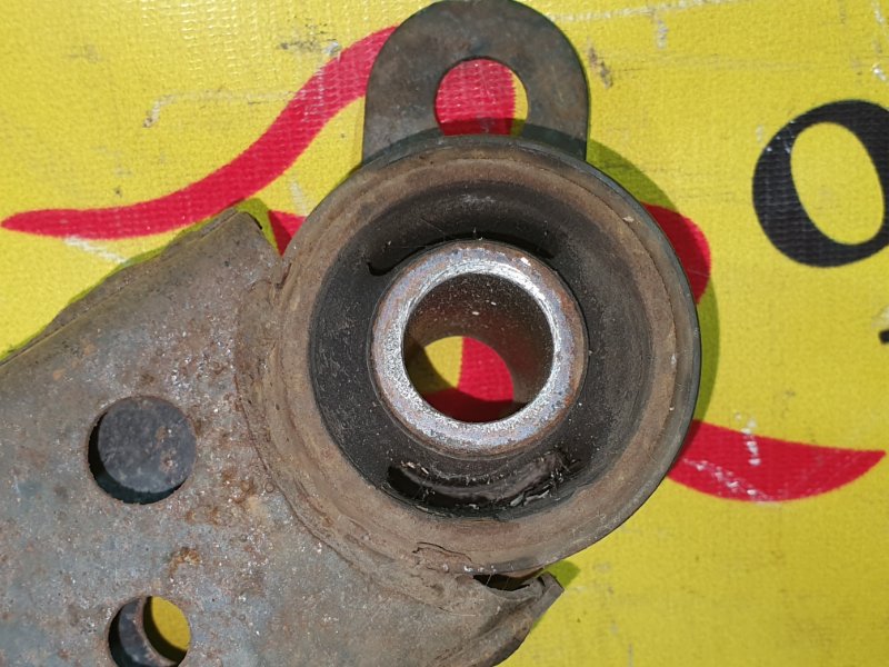 балка поперечная, 2000 рублей, Красноярск