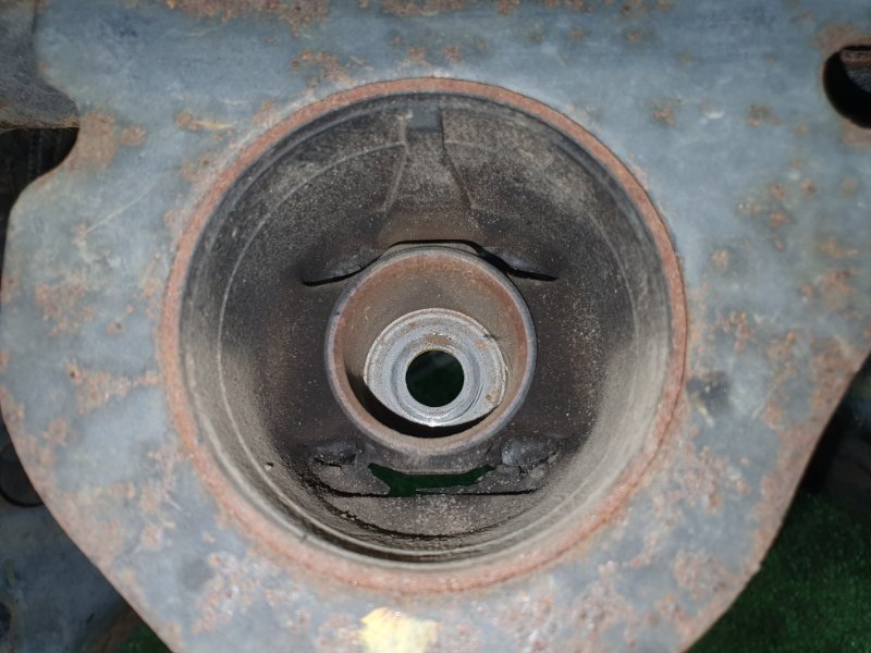 балка поперечная, 2000 рублей, Красноярск