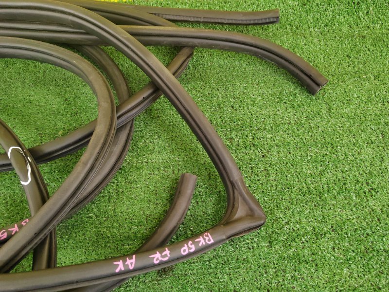 уплотнитель, 2000 рублей, Красноярск