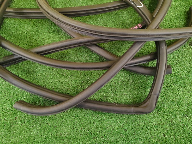 уплотнитель, 2000 рублей, Красноярск