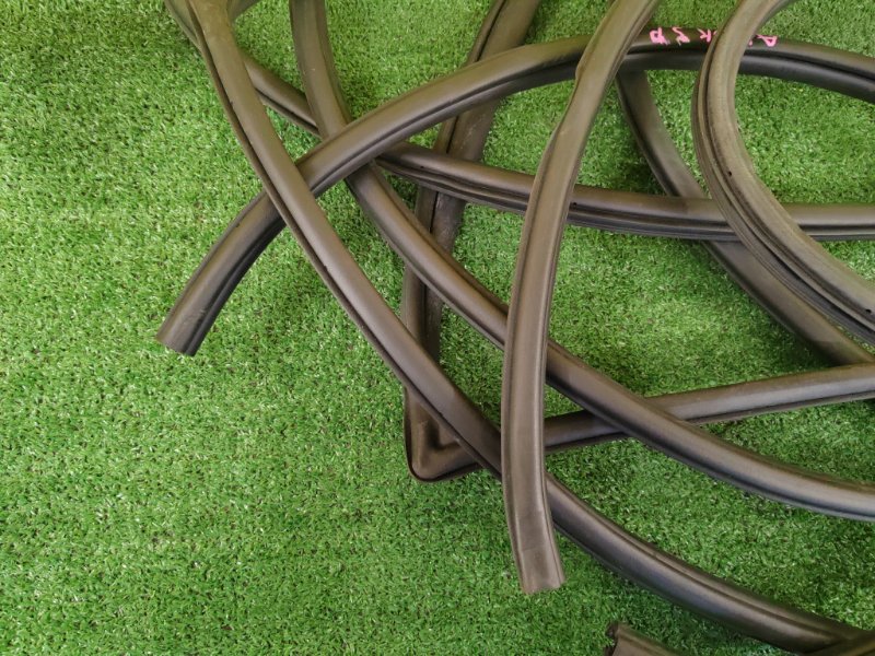 уплотнитель, 2000 рублей, Красноярск