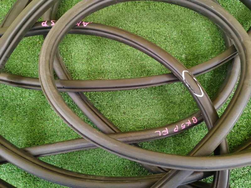 уплотнитель, 2000 рублей, Красноярск