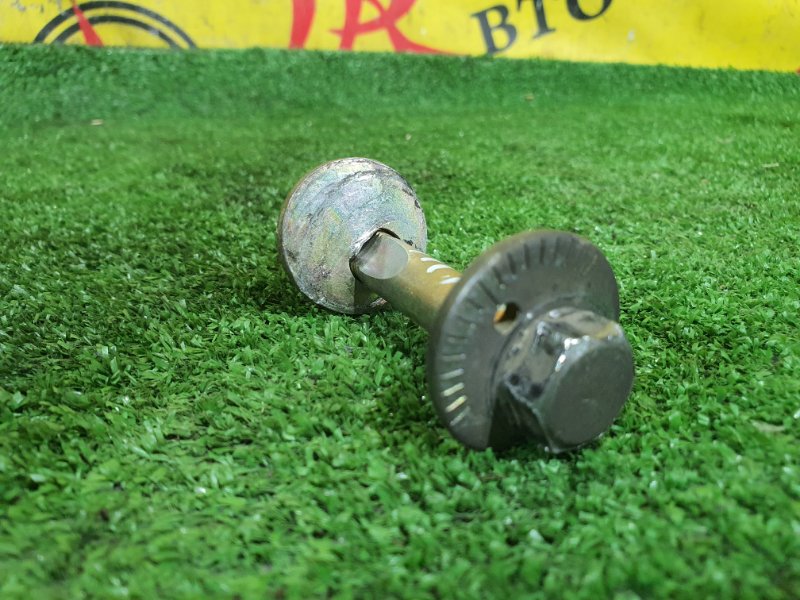 Болт развальный, 300 рублей, Красноярск