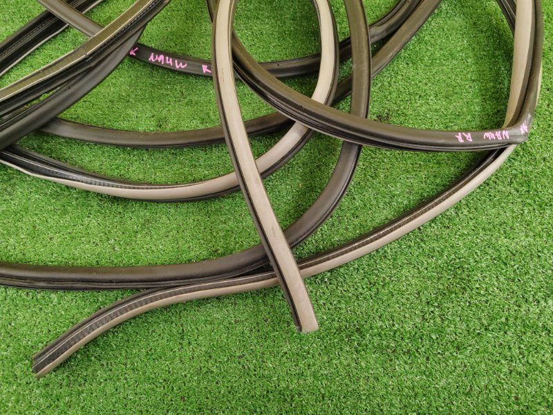 уплотнитель, 4000 рублей, Красноярск