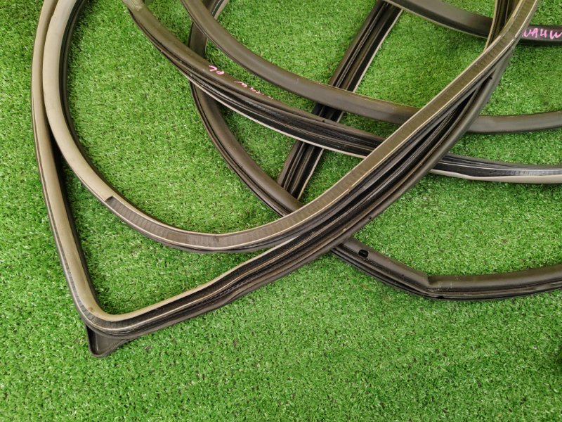 уплотнитель, 4000 рублей, Красноярск