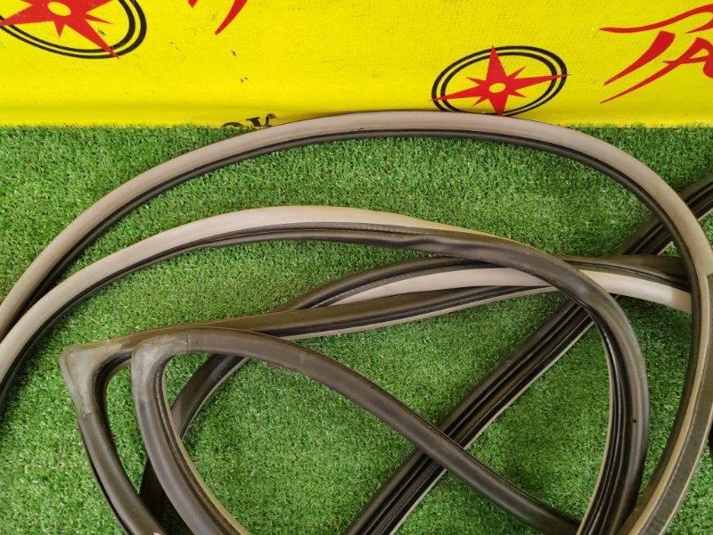 уплотнитель, 4000 рублей, Красноярск