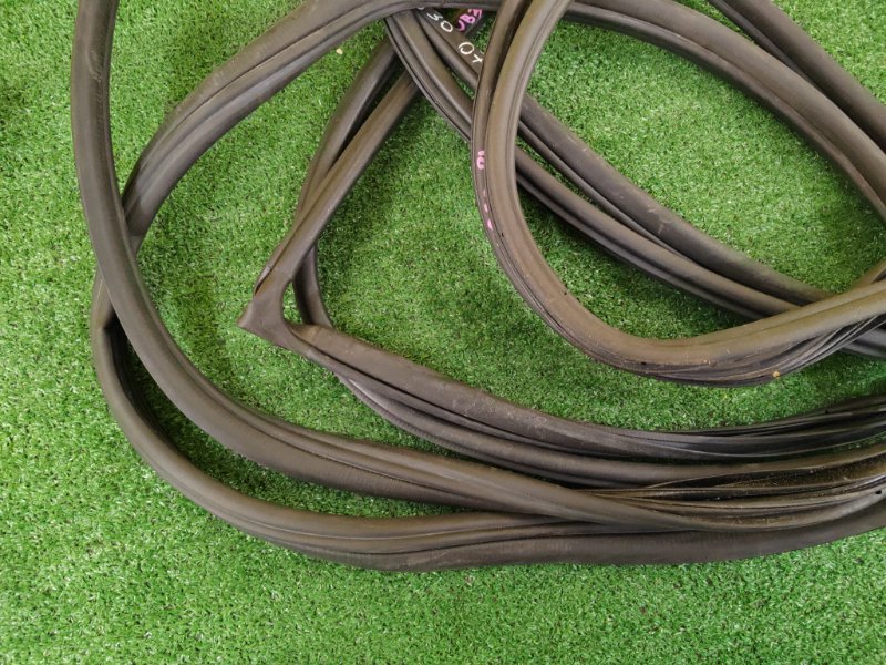 уплотнитель, 4000 рублей, Красноярск