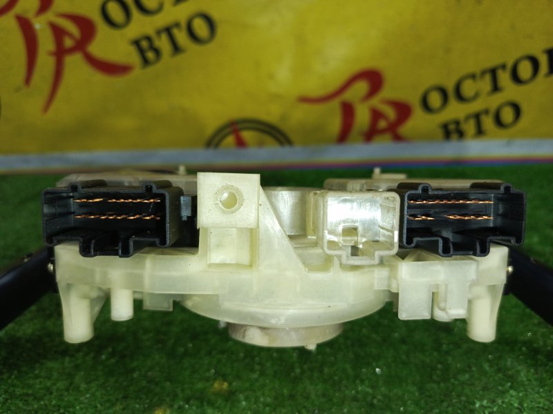 Подрулевой переключатель света, 500 рублей, Красноярск