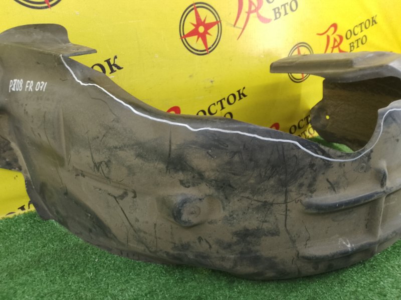 Подкрылок, 2000 рублей, Красноярск