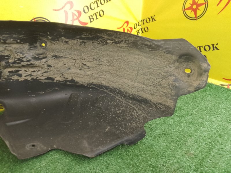 Подкрылок, 2000 рублей, Красноярск