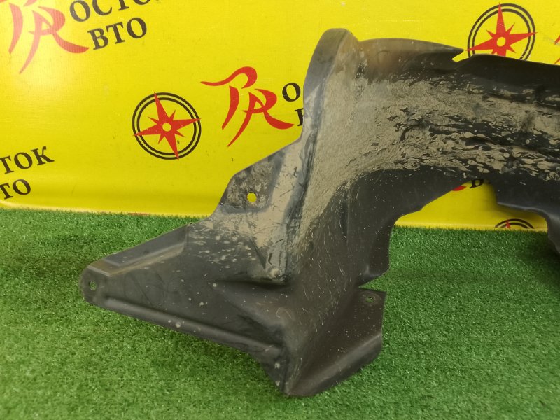 Подкрылок, 2000 рублей, Красноярск