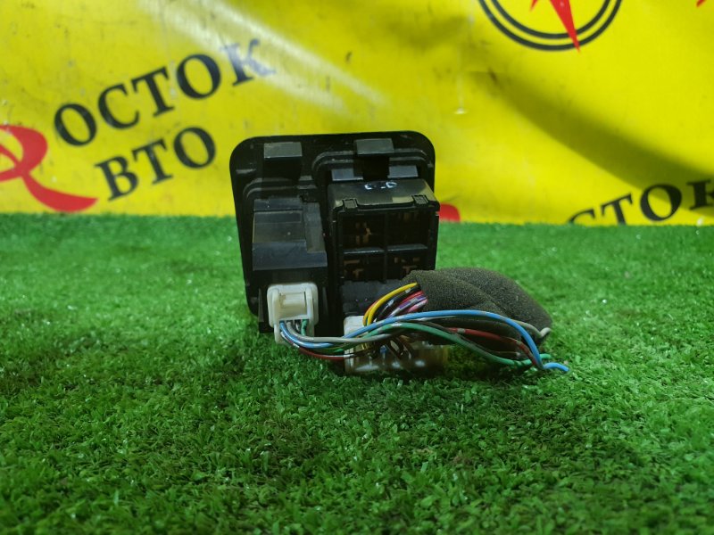 Блок управления зеркалами, 200 рублей, Красноярск