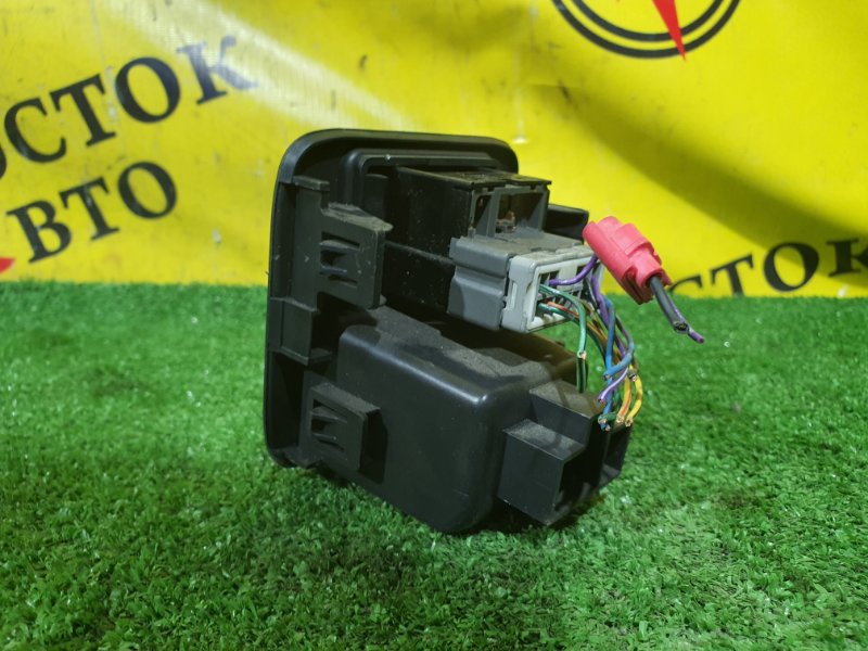 Блок управления зеркалами, 100 рублей, Красноярск