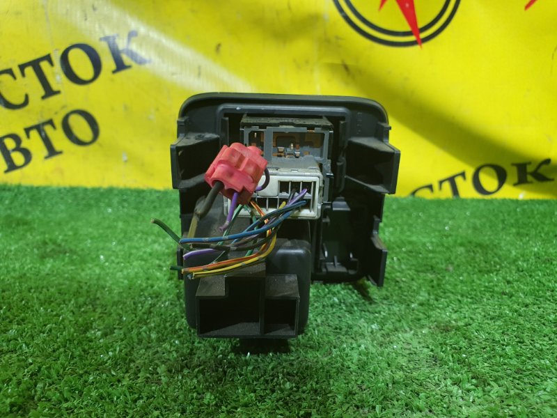 Блок управления зеркалами, 100 рублей, Красноярск