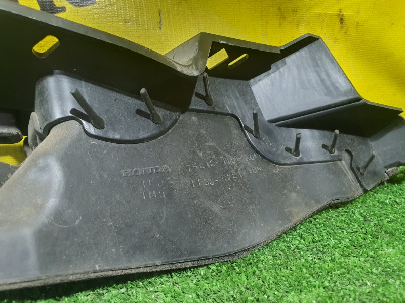 Решетка под лобовое стекло, 300 рублей, Красноярск