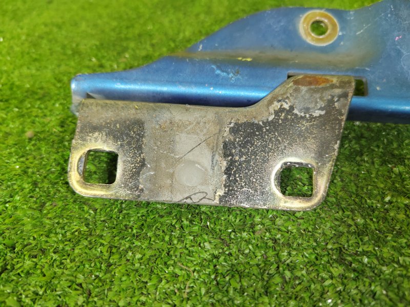 Петля капота, 300 рублей, Красноярск