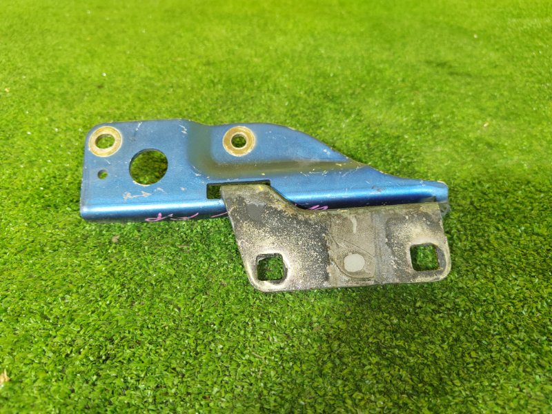 Петля капота, 300 рублей, Красноярск