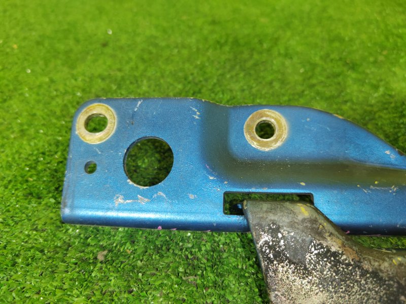 Петля капота, 300 рублей, Красноярск