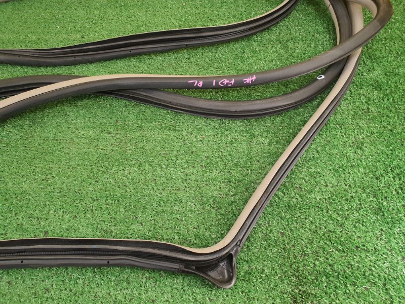 уплотнитель, 3000 рублей, Красноярск