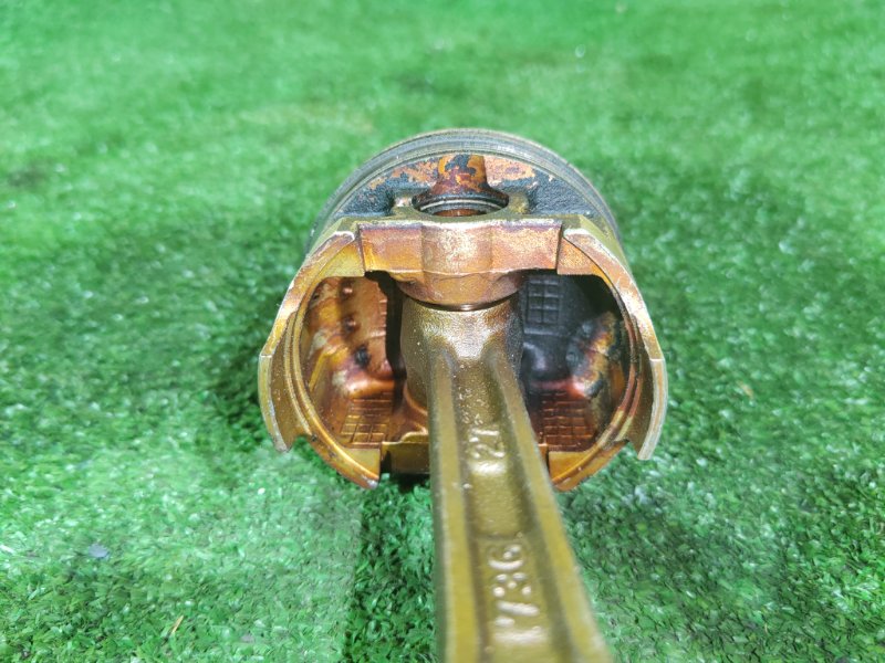 Поршень, 1000 рублей, Красноярск