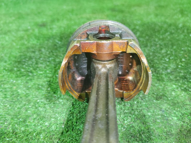 Поршень, 1000 рублей, Красноярск