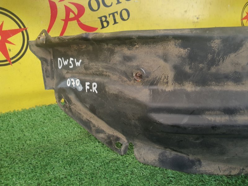 Подкрылок, 300 рублей, Красноярск