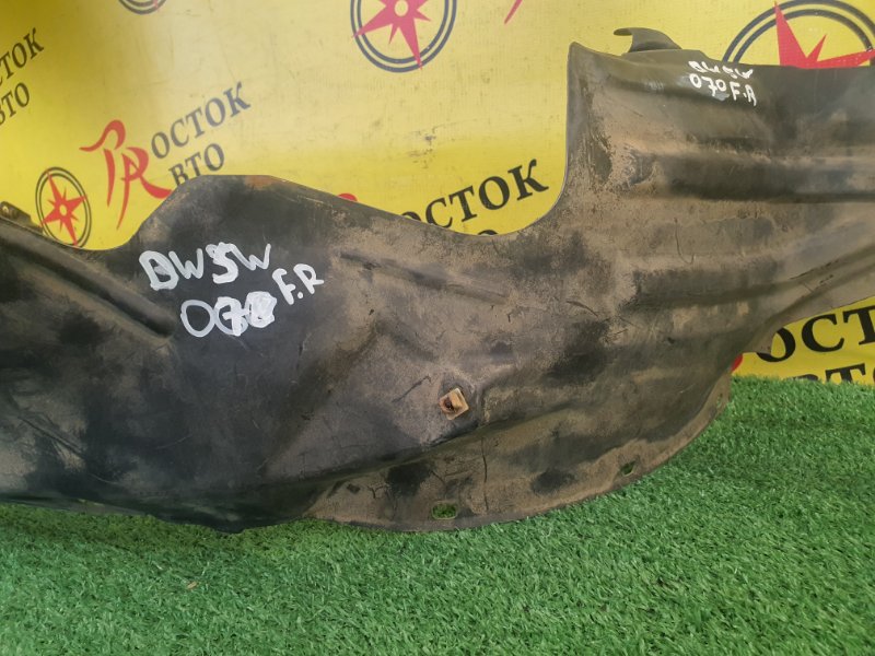 Подкрылок, 300 рублей, Красноярск