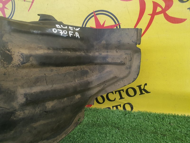 Подкрылок, 300 рублей, Красноярск