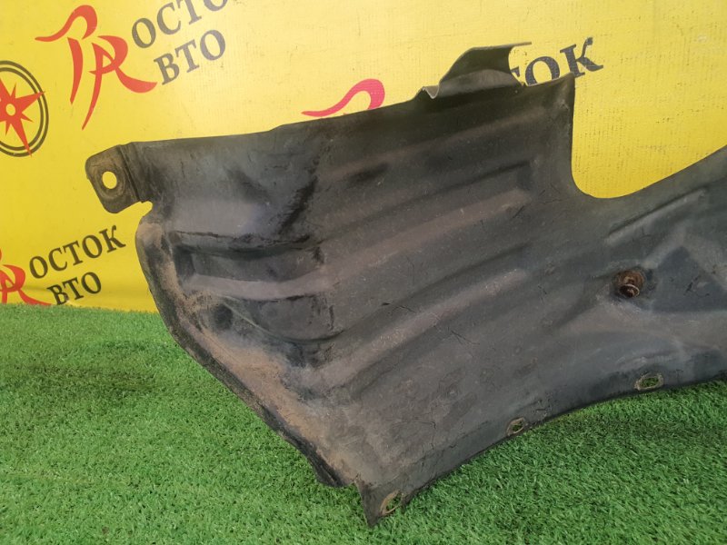 Подкрылок, 300 рублей, Красноярск