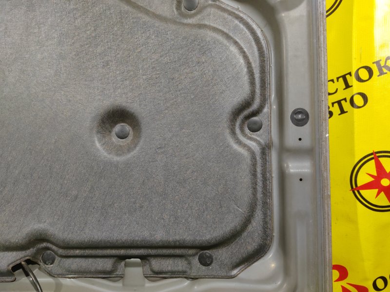 Капот, 15000 рублей, Красноярск