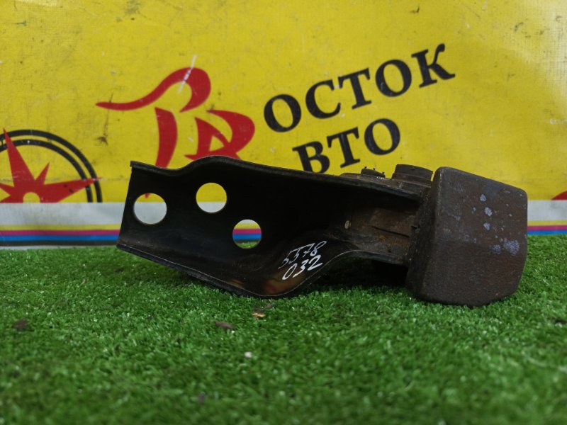 Подушка двигателя, 300 рублей, Красноярск