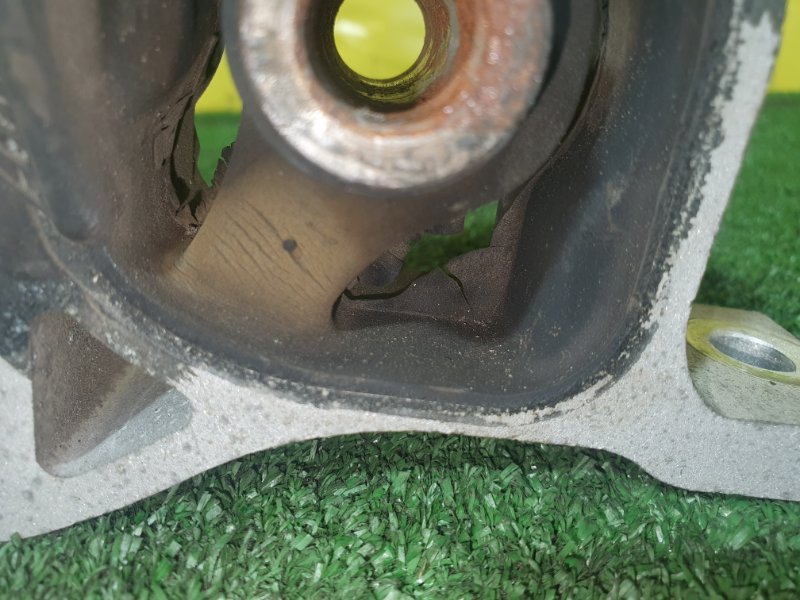 Подушка двигателя, 1000 рублей, Красноярск