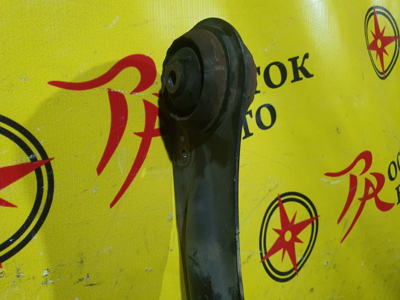 балка поперечная, 1000 рублей, Красноярск