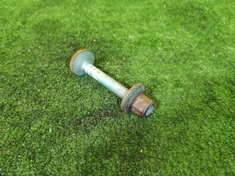 Болт развальный, 300 рублей, Красноярск