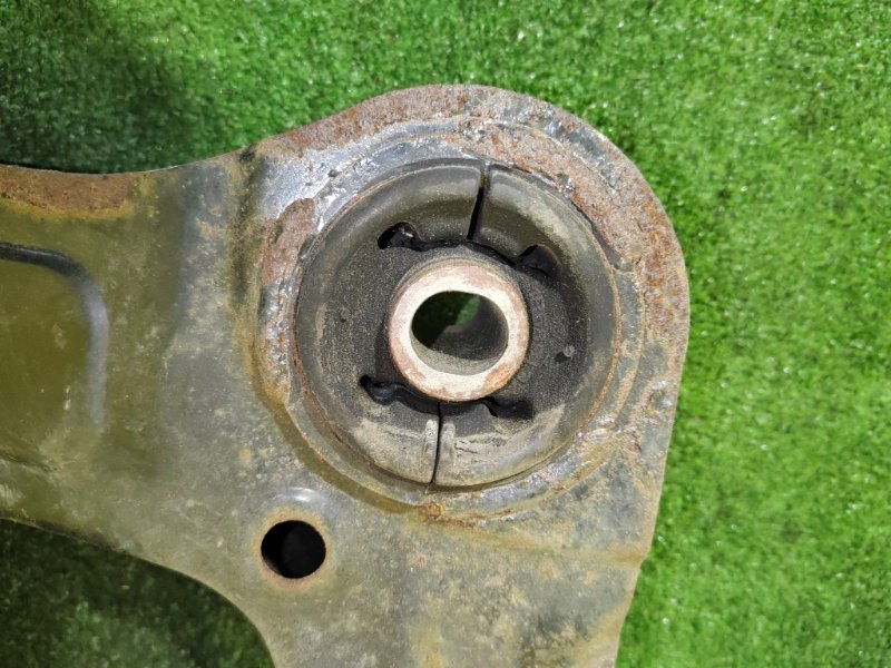 балка поперечная, 10000 рублей, Красноярск