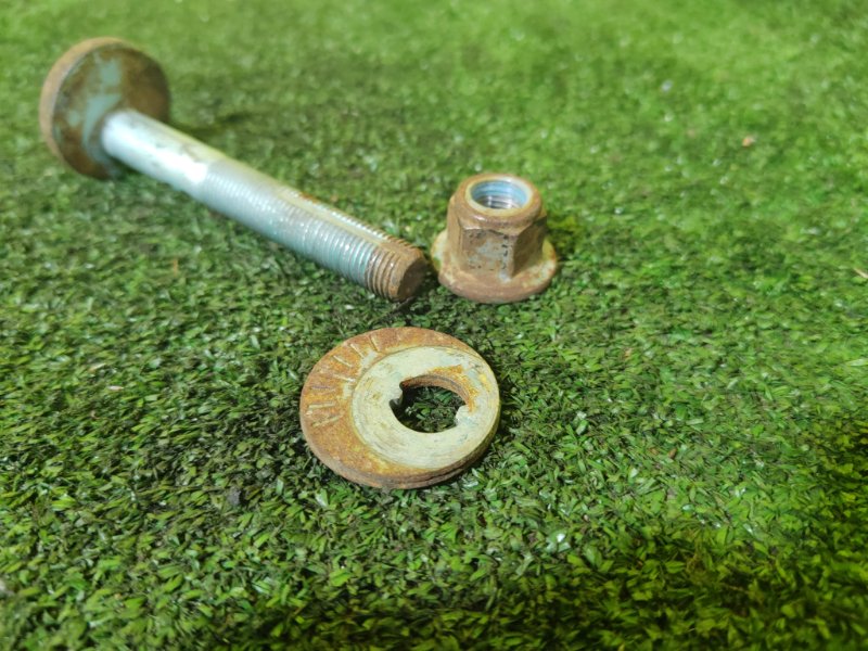 Болт развальный, 300 рублей, Красноярск