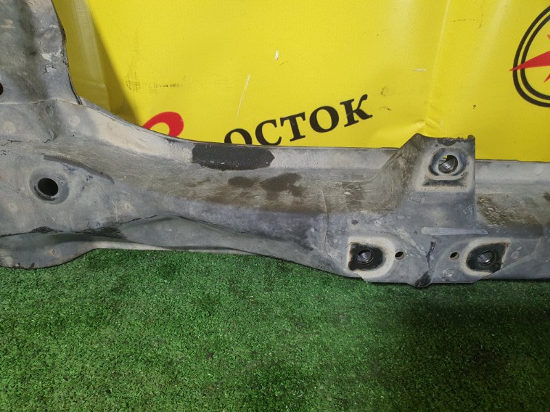 балка поперечная, 2000 рублей, Красноярск