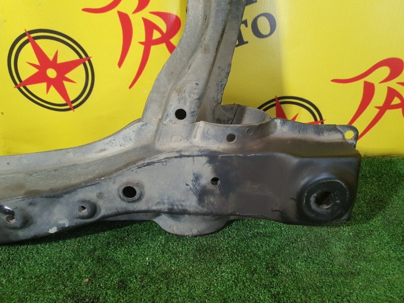 балка поперечная, 2000 рублей, Красноярск